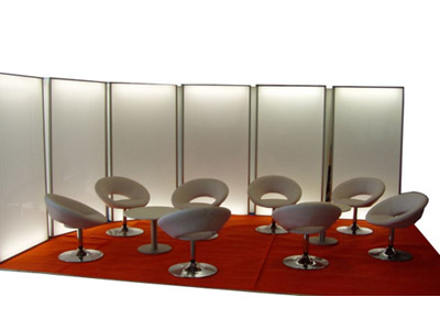 Leuchtstellwand Lounge