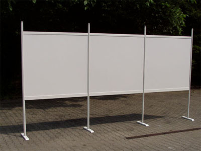 Systemstellwand R8 mit Auslegefu