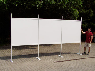 Systemstellwand R8 mit Auslegefu